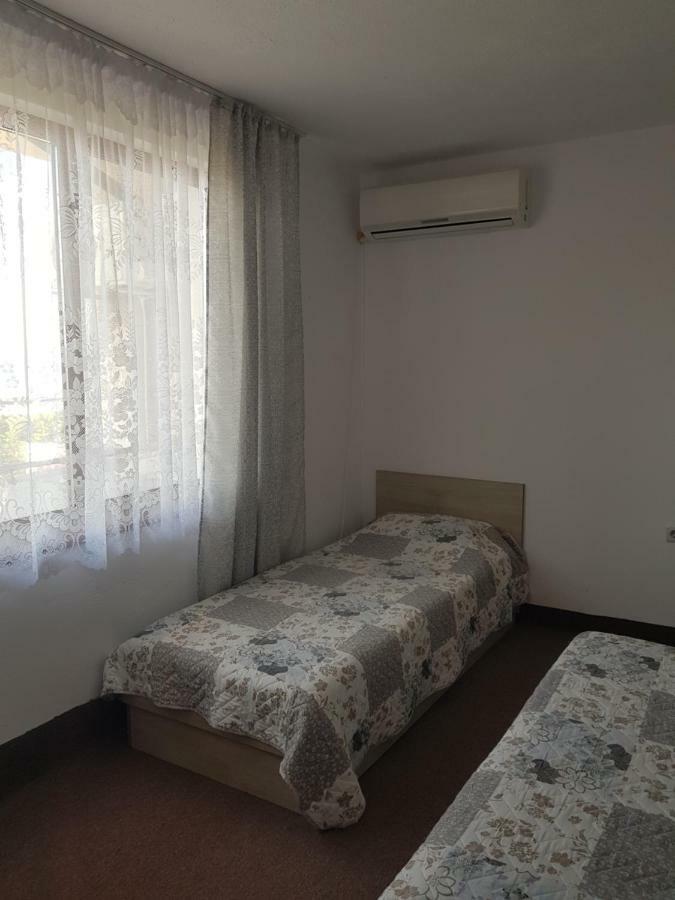Guest Rooms Radost Balchik Eksteriør billede